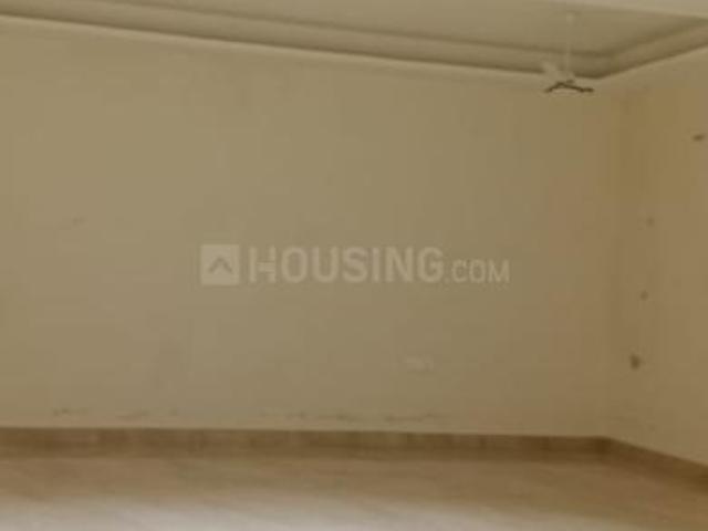 Flat for rent in Deri
