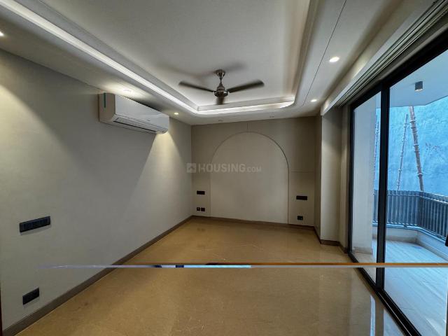 Flat for rent in Deri