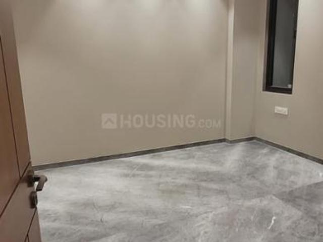 Flat for rent in Deri