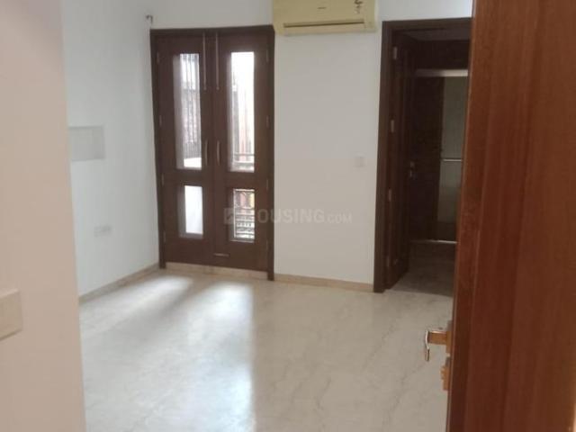 Flat for rent in Deri