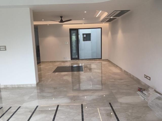 Flat for rent in Deri