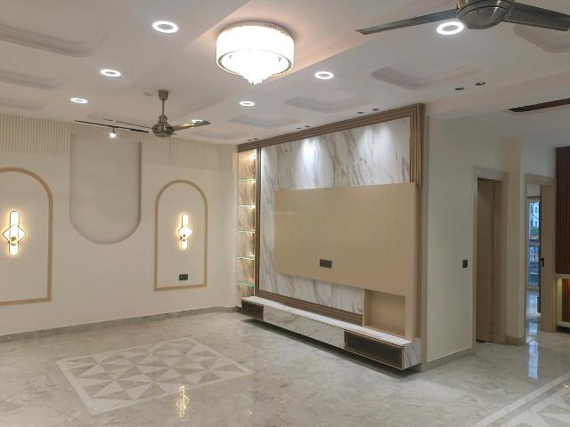 Flat for sale in Greenfields Colony, Faridabad