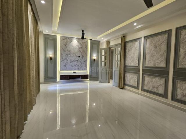 Flat for sale in Hariana