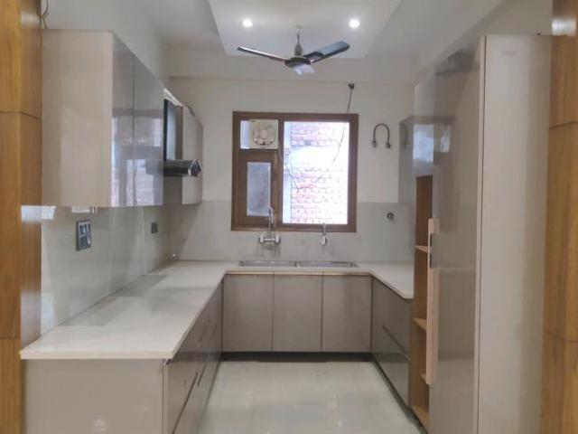 Flat for sale in Hariana