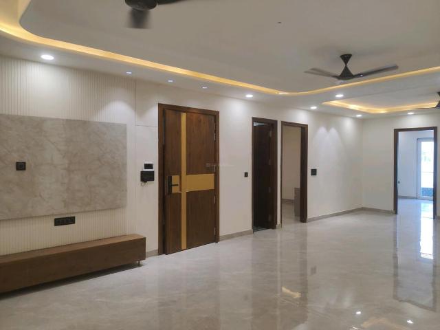 Flat for sale in Greenfields Colony, Faridabad