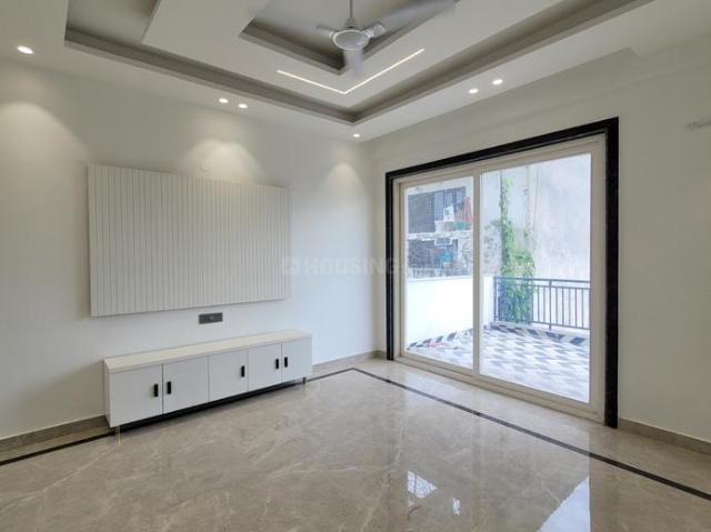 Flat for sale in Hariana