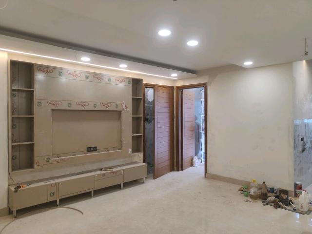 Flat for sale in Hariana