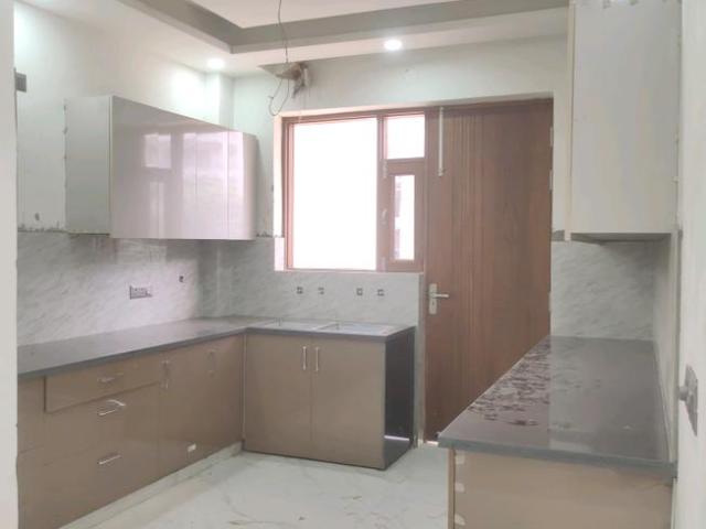 Flat for sale in Hariana