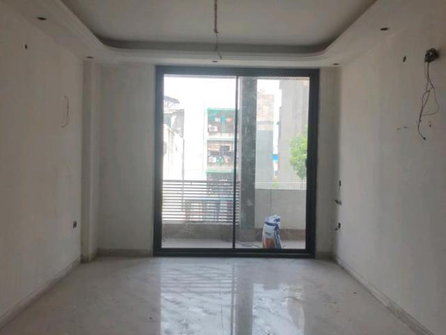 Flat for sale in Hariana