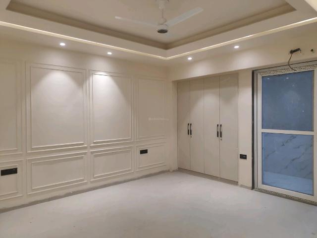 Flat for sale in Greenfields Colony, Faridabad