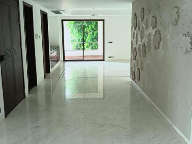 Flat for sale in South Delhi, Deri