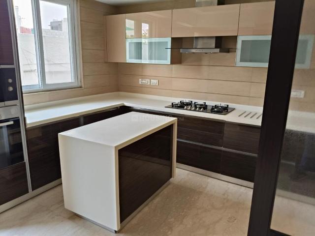 Flat for rent in South Delhi, Deri