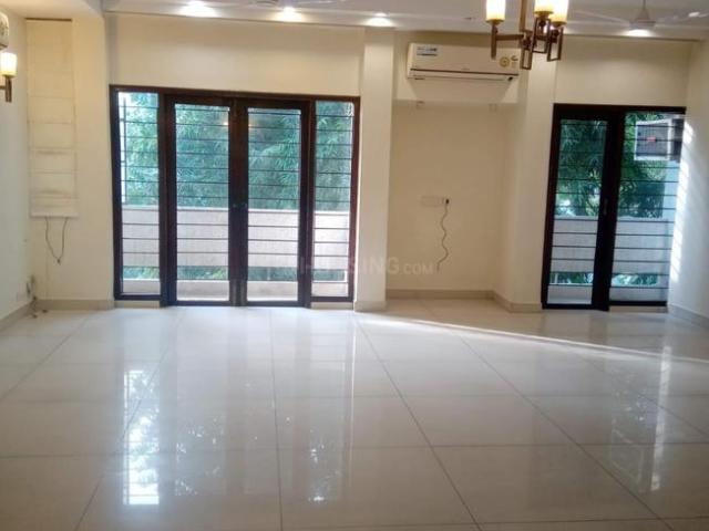 Flat for rent in South Delhi, Deri