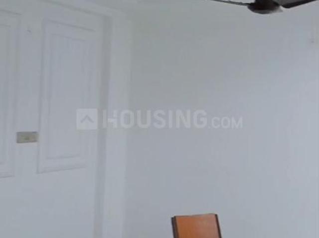 Flat for rent in Deri