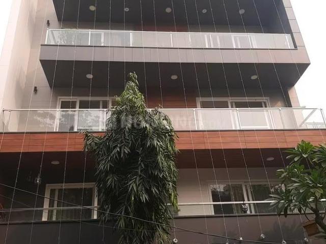 Flat for rent in West Delhi, Deri