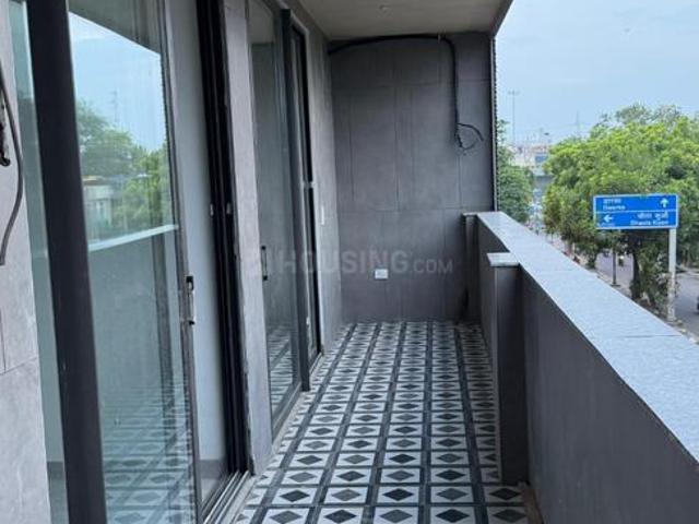 Flat for rent in West Delhi, Deri