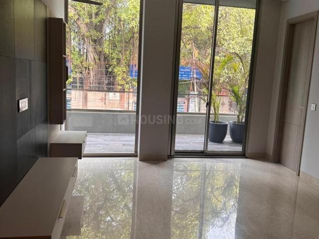 Flat for sale in West Delhi, Deri
