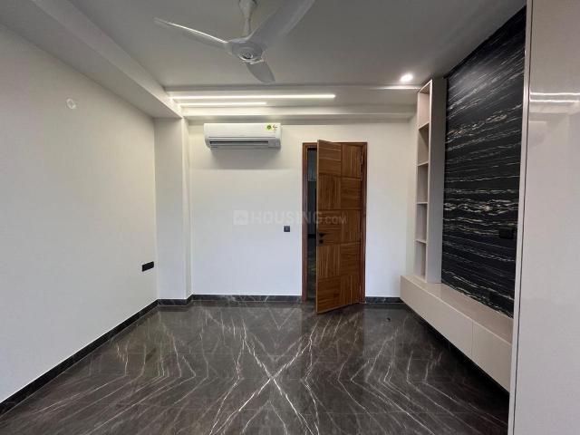Flat for sale in West Delhi, Deri