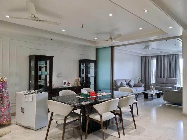 Flat for sale in West Delhi, Deri