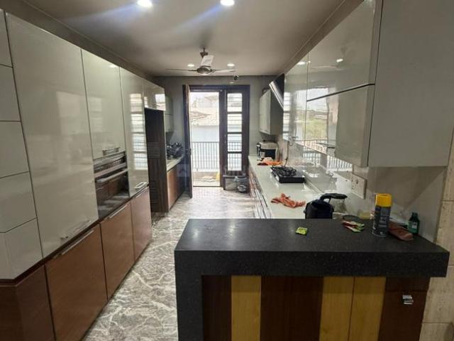 Flat for sale in West Delhi, Deri