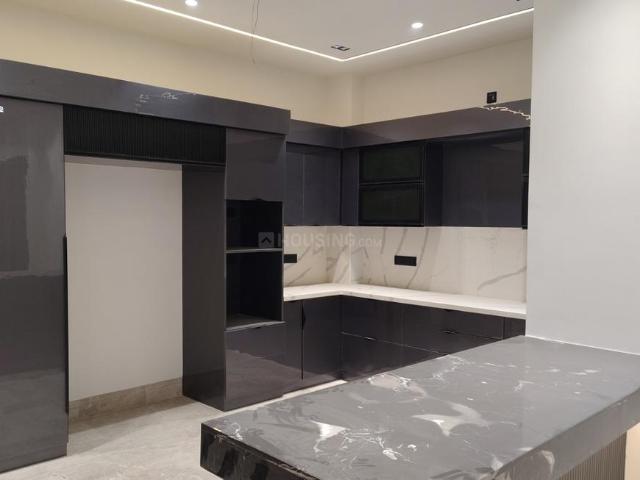 Flat for sale in South West Delhi, Deri