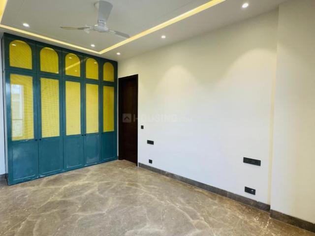 Flat for rent in Deri