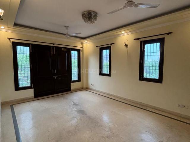 Flat for rent in Deri