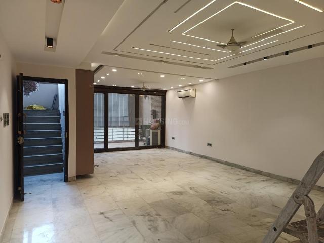 Flat for rent in Deri