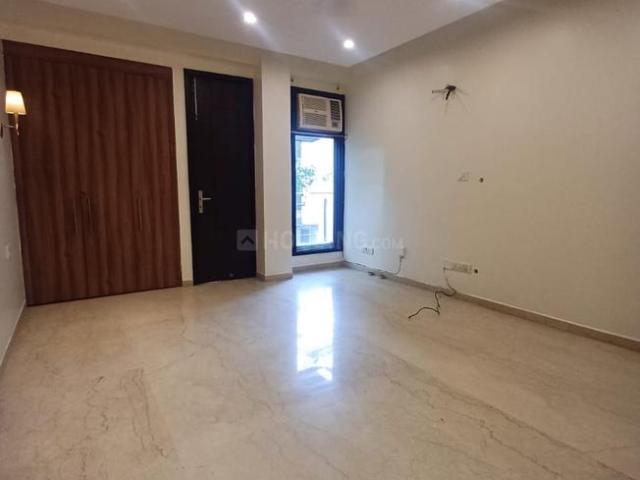Flat for rent in Deri