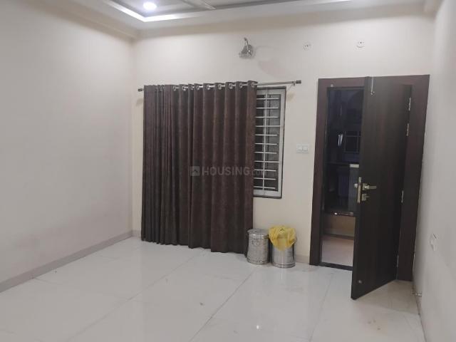 Flat for rent in Madya