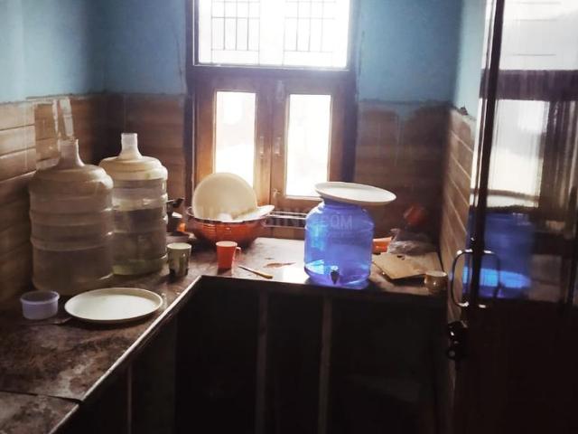Flat for sale in North West Delhi, Deri