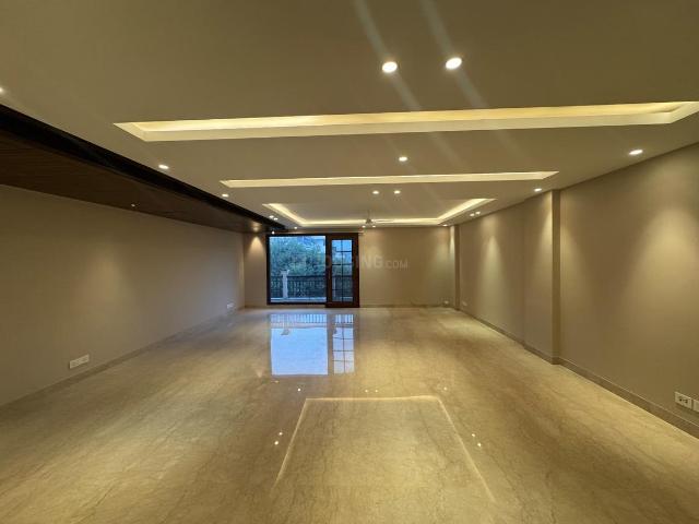 Flat for rent in Deri