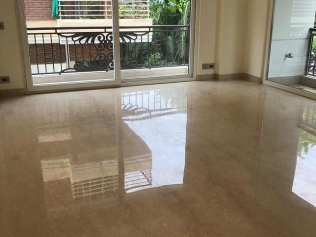 Flat for rent in Deri