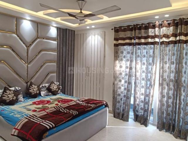 Flat for sale in West Delhi, Deri