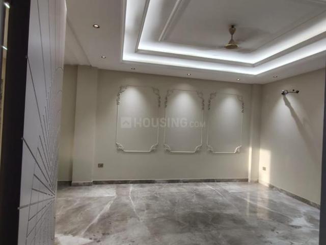 Flat for sale in West Delhi, Deri