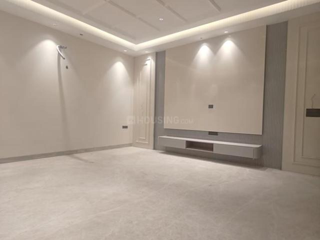 Flat for sale in North Delhi, Deri