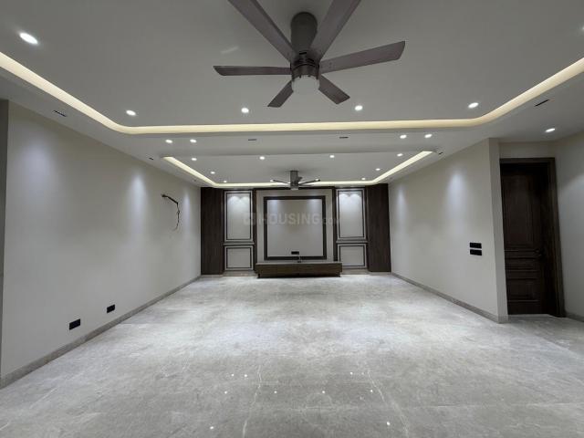 Flat for sale in North Delhi, Deri