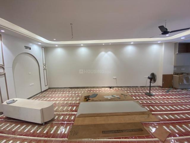 Flat for sale in North Delhi, Deri