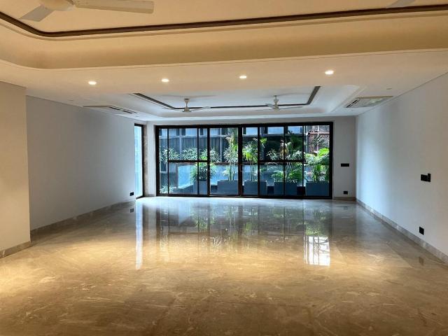 Flat for sale in South Delhi, Deri