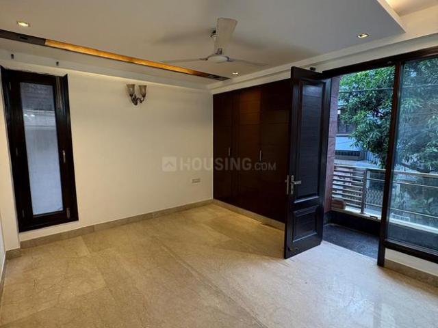 Flat for rent in Deri