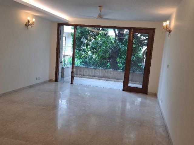 Flat for rent in Deri