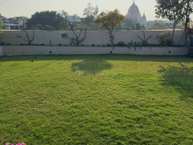 Flat for sale in East Delhi, Deri