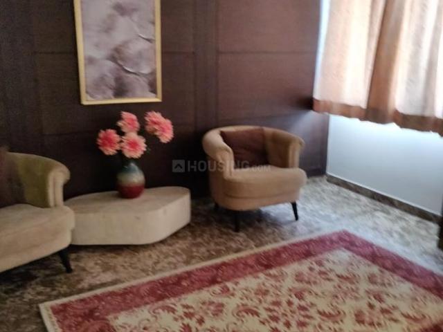 Flat for rent in South Delhi, Deri