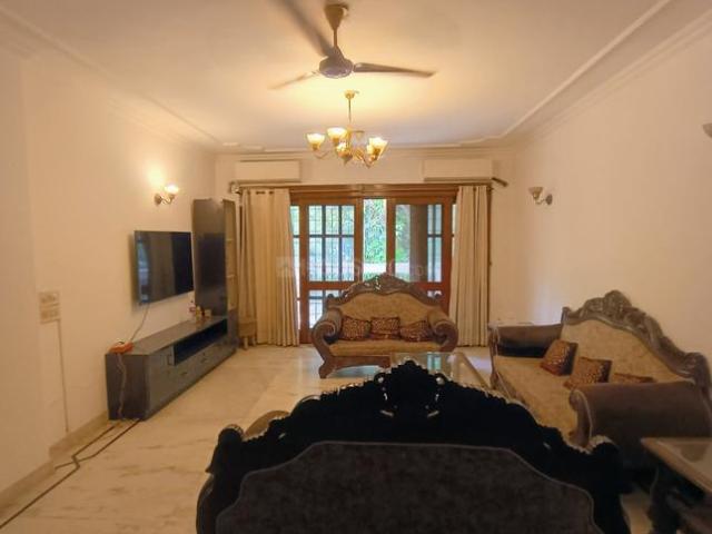 Flat for rent in South Delhi, Deri