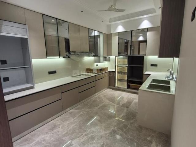 Flat for rent in West Delhi, Deri