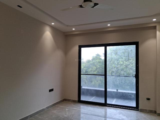 Flat for sale in West Delhi, Deri