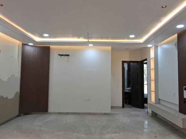 Flat for sale in West Delhi, Deri