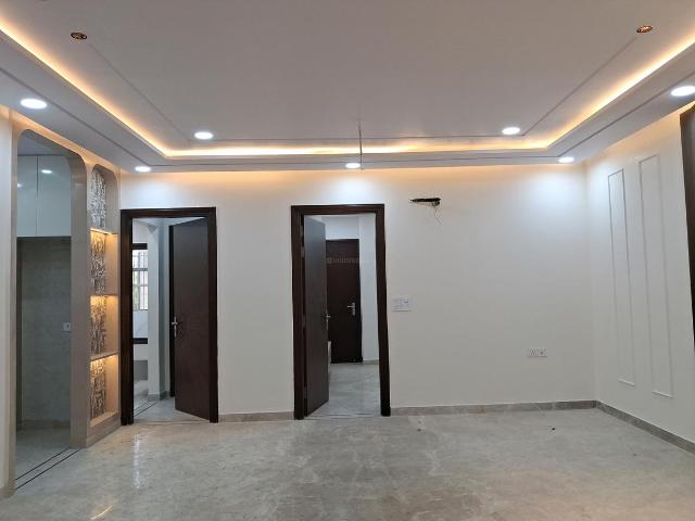 Flat for sale in West Delhi, Deri
