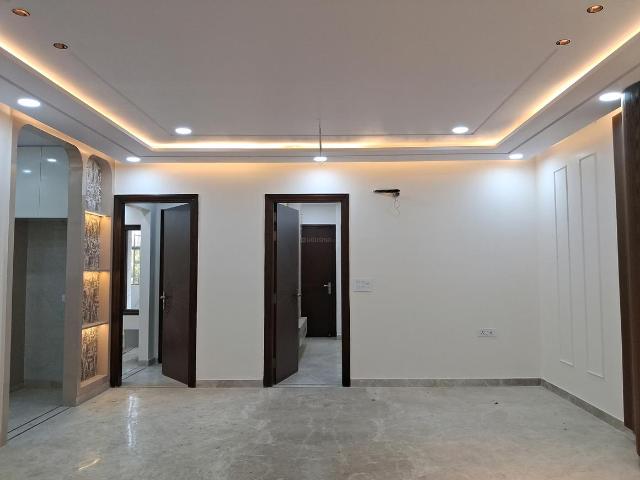 Flat for sale in West Delhi, Deri