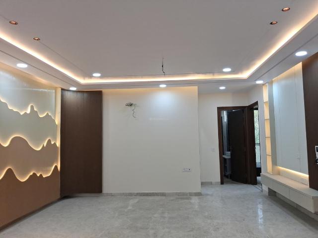 Flat for sale in West Delhi, Deri